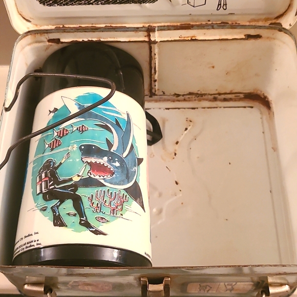 Vintage- Alladin 1978- Six Million Dollar Man Lunch Box with Thermos - Picture 9 of 16